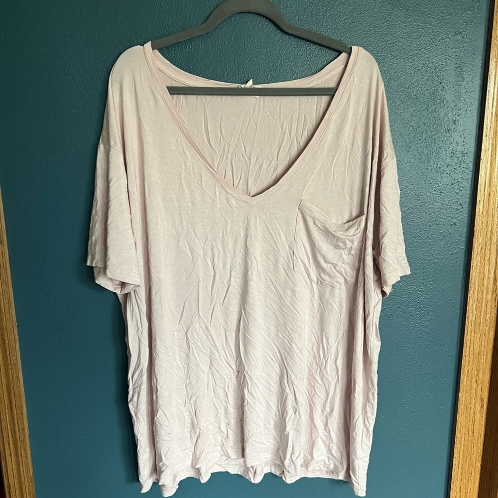 Kyte Baby WOMENS V Neck